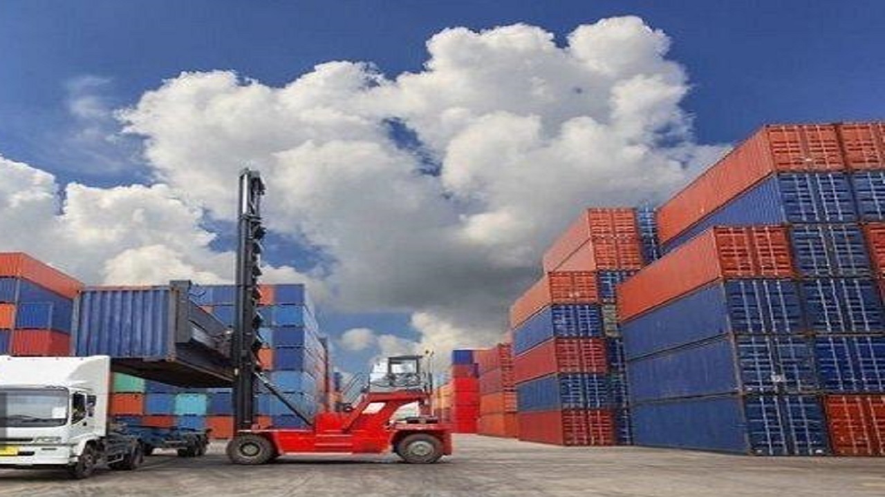 صادرات 596 میلیون دلاری کالا از گمرکات آذربایجان شرقی