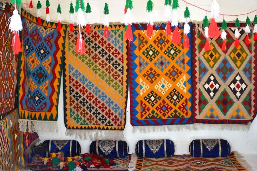 معاون صنایع دستی اداره کل میراث فرهنگی، صنایع دستی و گردشگری استان کرمانشاه:برپایی هفته‌بازار صنایع دستی در کرمانشاه