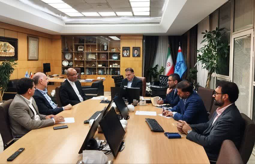 پیگیری طرحهای تحولآفرین صنعت نفت، گاز و پتروشیمی کرمانشاه در پایتخت