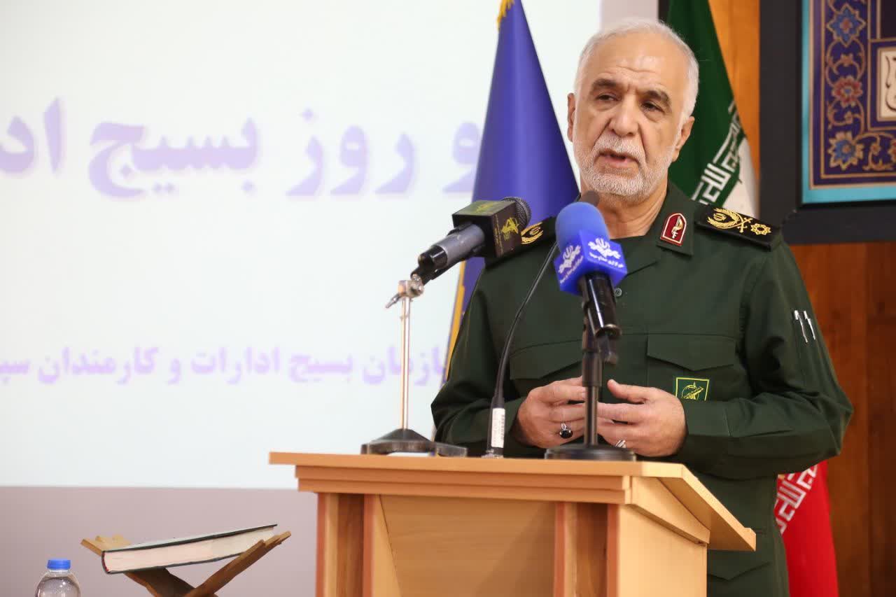 فرمانده سپاه حضرت نبیاکرم(ص) استان کرمانشاه:ایران اسلامی به الگویی برای ملتهای آزادیخواه جهان تبدیل شده است