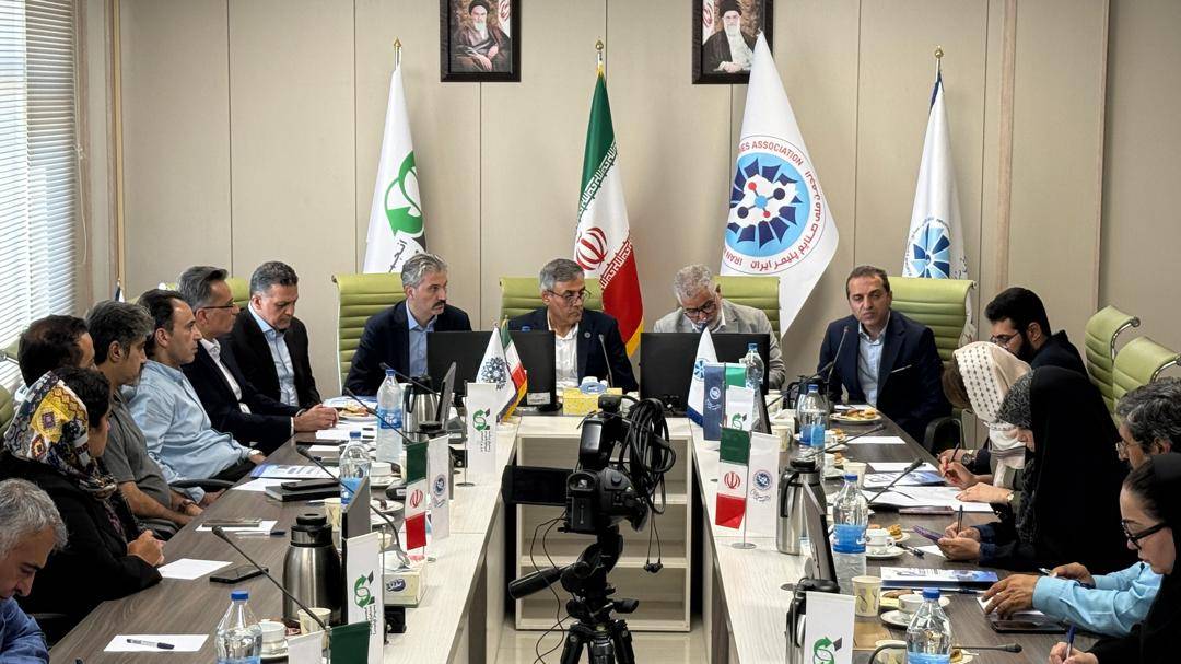 اولین نمایشگاه پلاست‌شو با هدف تقویت صنایع تکمیلی و رونق بازار پلیمر برگزار می‌شود