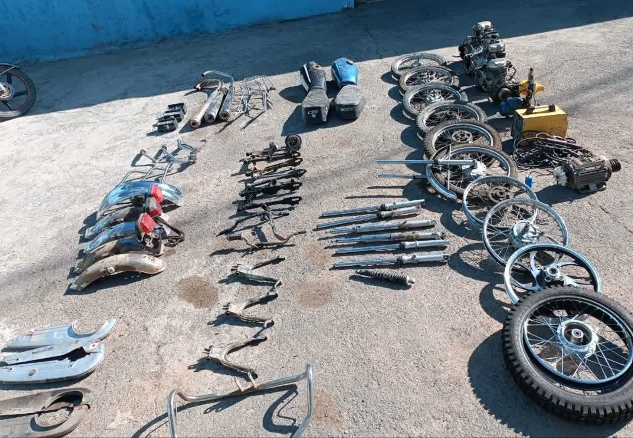 دستگیری متهم به سرقت موتورسیکلت در نیشابور