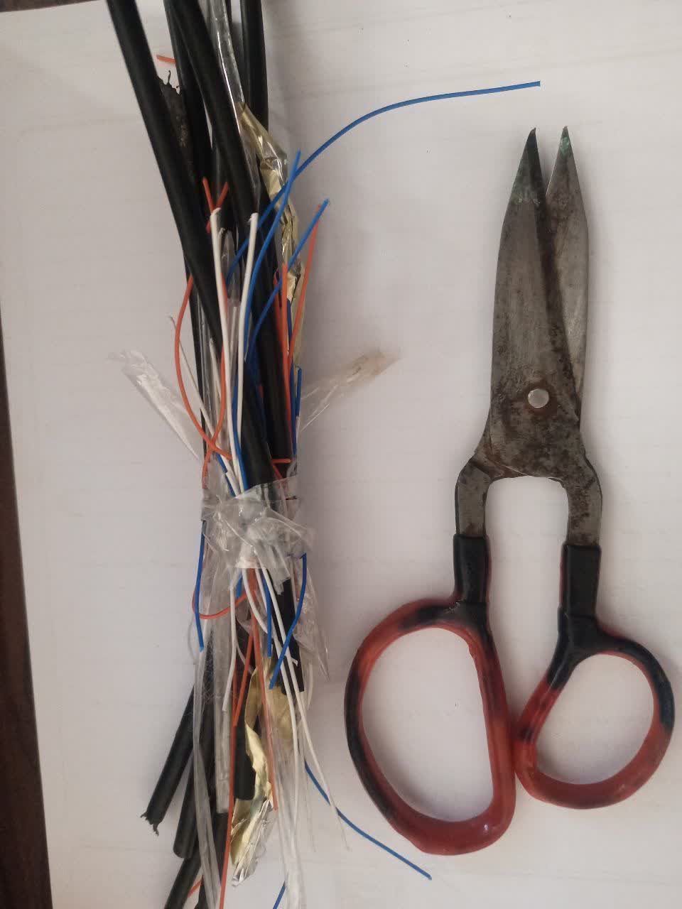 دستگیری متهم به سرقت سیم و کابل  مخابرات در نیشابور