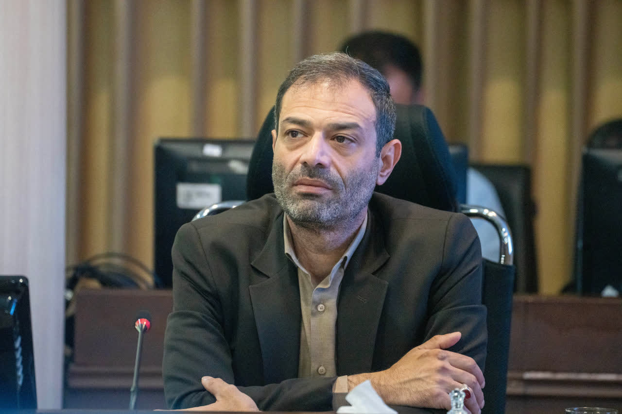 تصویب تعیین تکلیف چک‌های برگشتی شهرداری کرج؛ اتوبوس‌ها 6 ماه رایگان