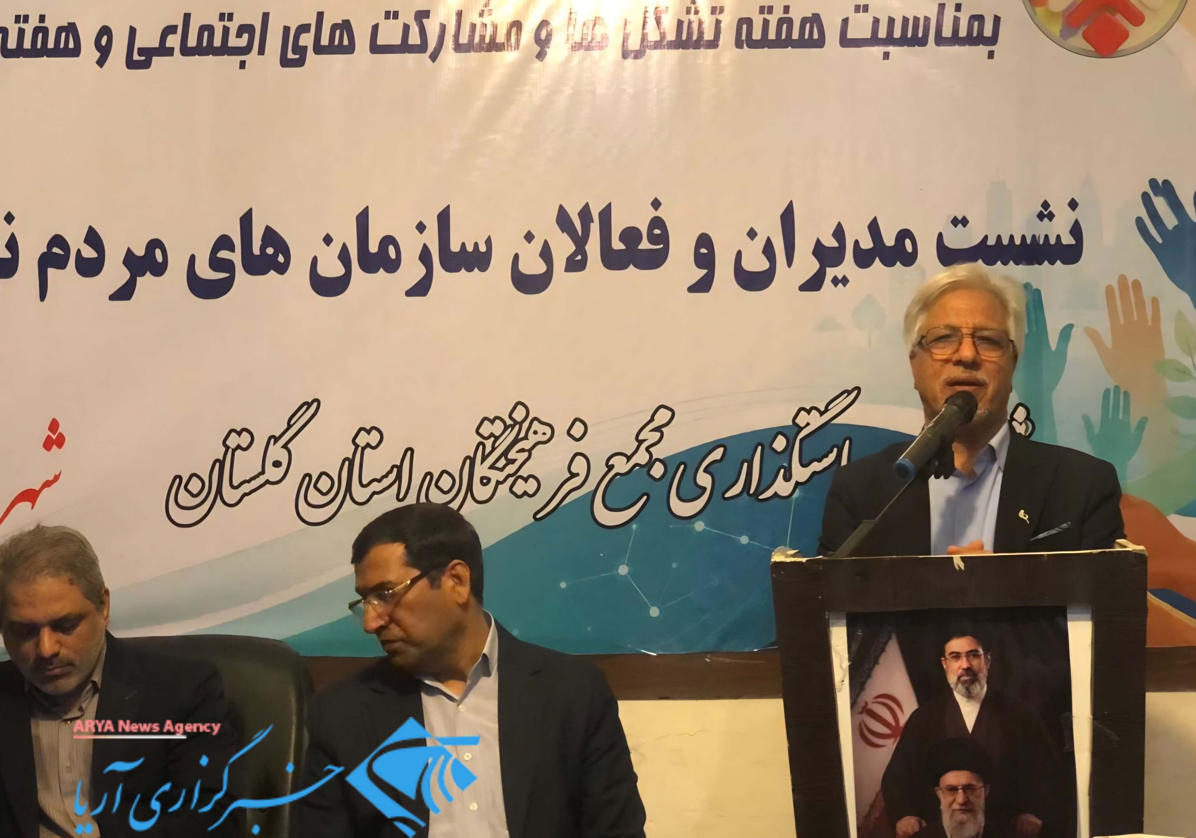 تشکلها نباید در حاشیه سیاسی بمانند/ وحدت، رمز شکست استکبار جهانی است