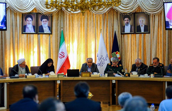 خدمت به خانواده شهدا وظیفه سازمانی و اعتقادی ماست