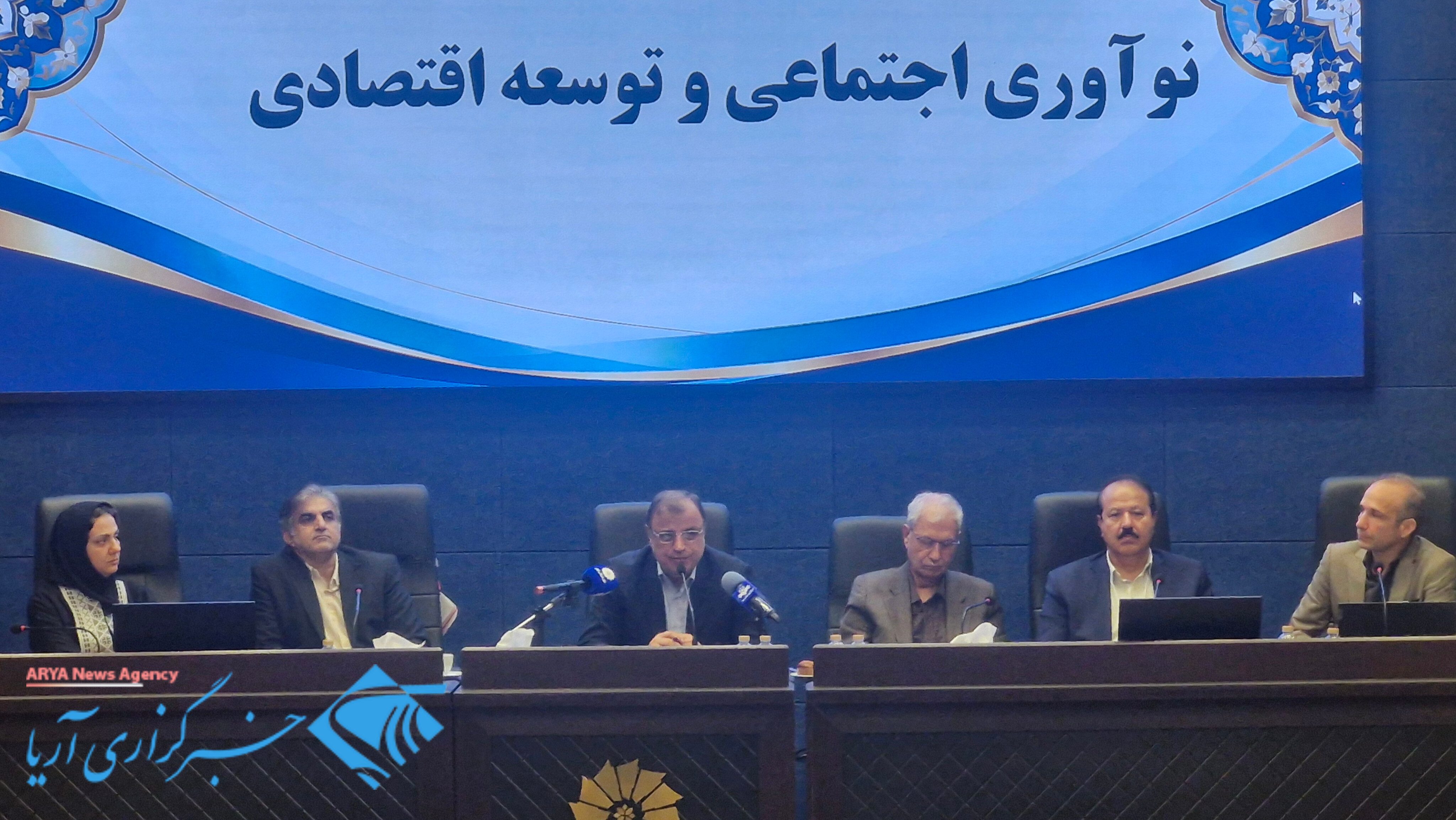 دولت‌ها تسهیل‌گر و گره‌گشای جامعه‌اند/ 48 درصد مردم گلستان در روستاها زندگی می‌کنند