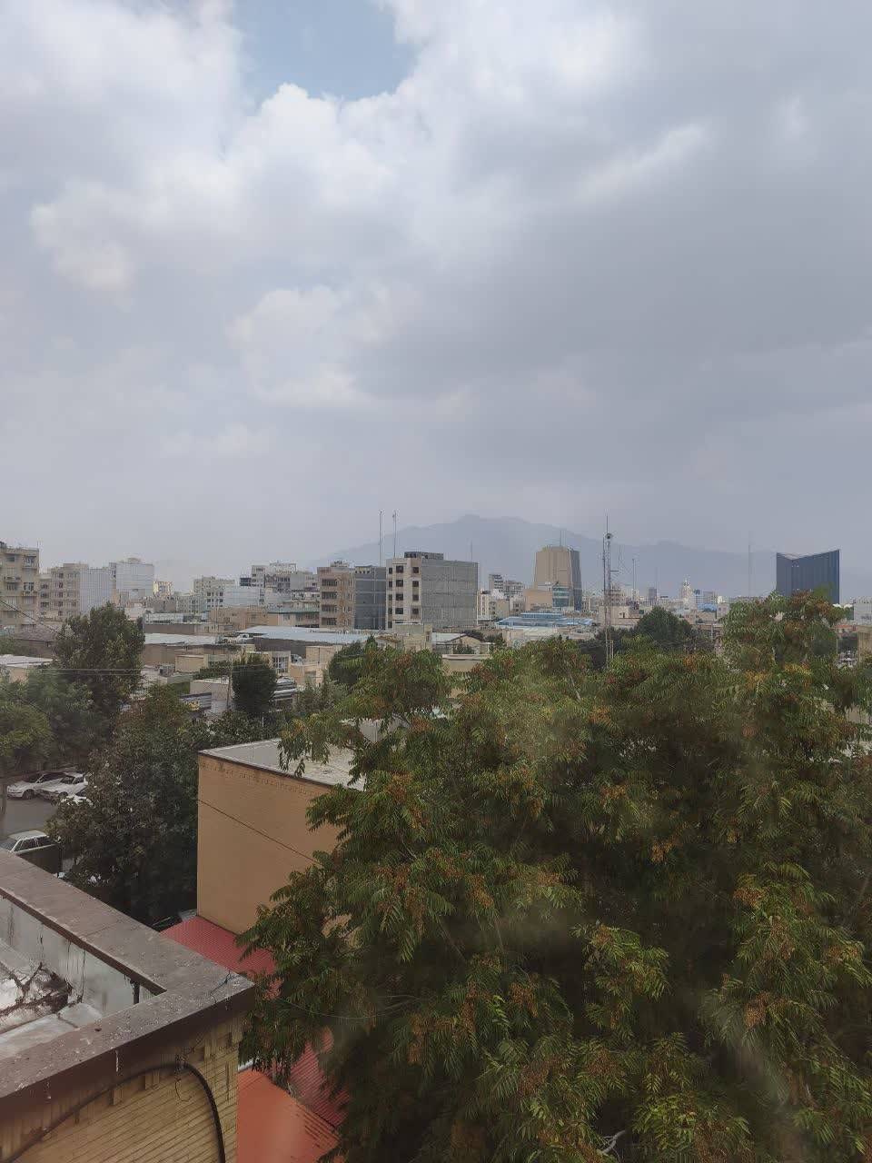 مدیرکل حفاظت محیط زیست استان کرمانشاه:هوای کرمانشاه در وضعیت «ناسالم - هشدار» قرار گرفت