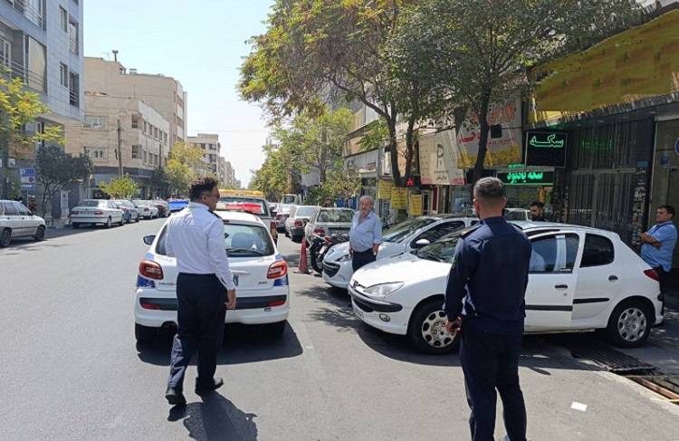 معابر منطقه 2 از سد معبرهای غیرقانونی پاکسازی می شود