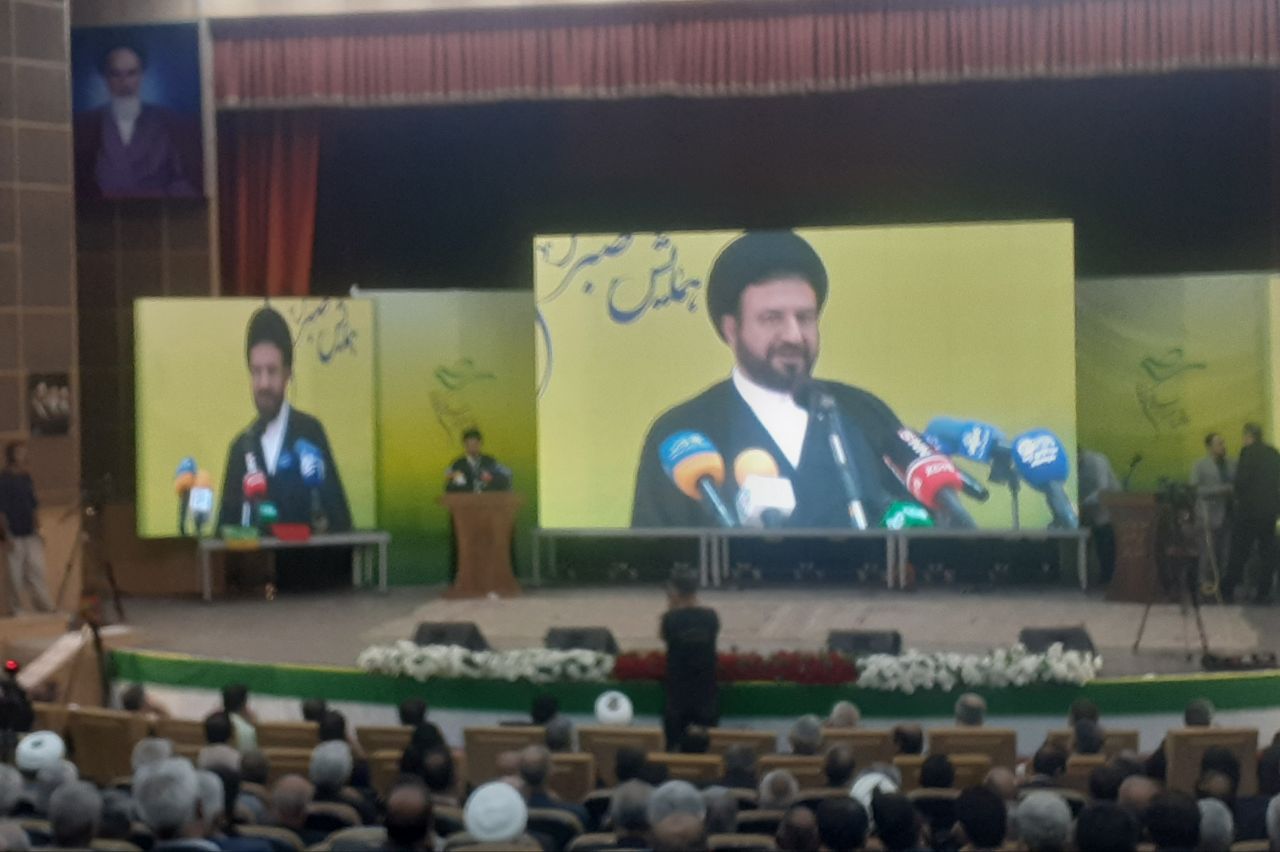 معاون قوه قضائیه و رئیس مرکز حل اختلاف کشور: کرمانشاه ظرفیت کم‌نظیری برای ترویج فرهنگ صلح و سازش دارد.