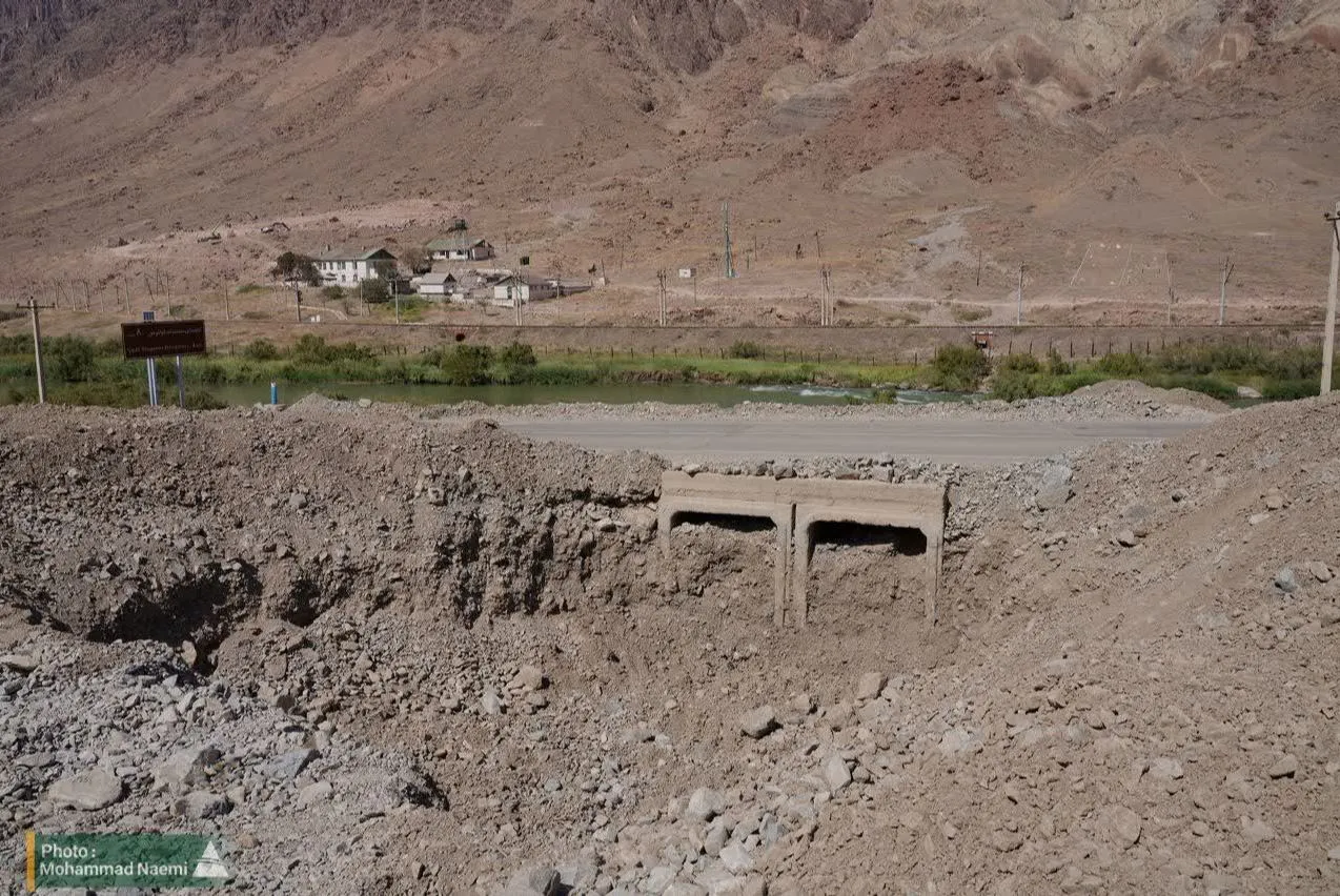 آغاز لایروبی مسیل های مسیر پارک کوهستان و فازهای صنعتی