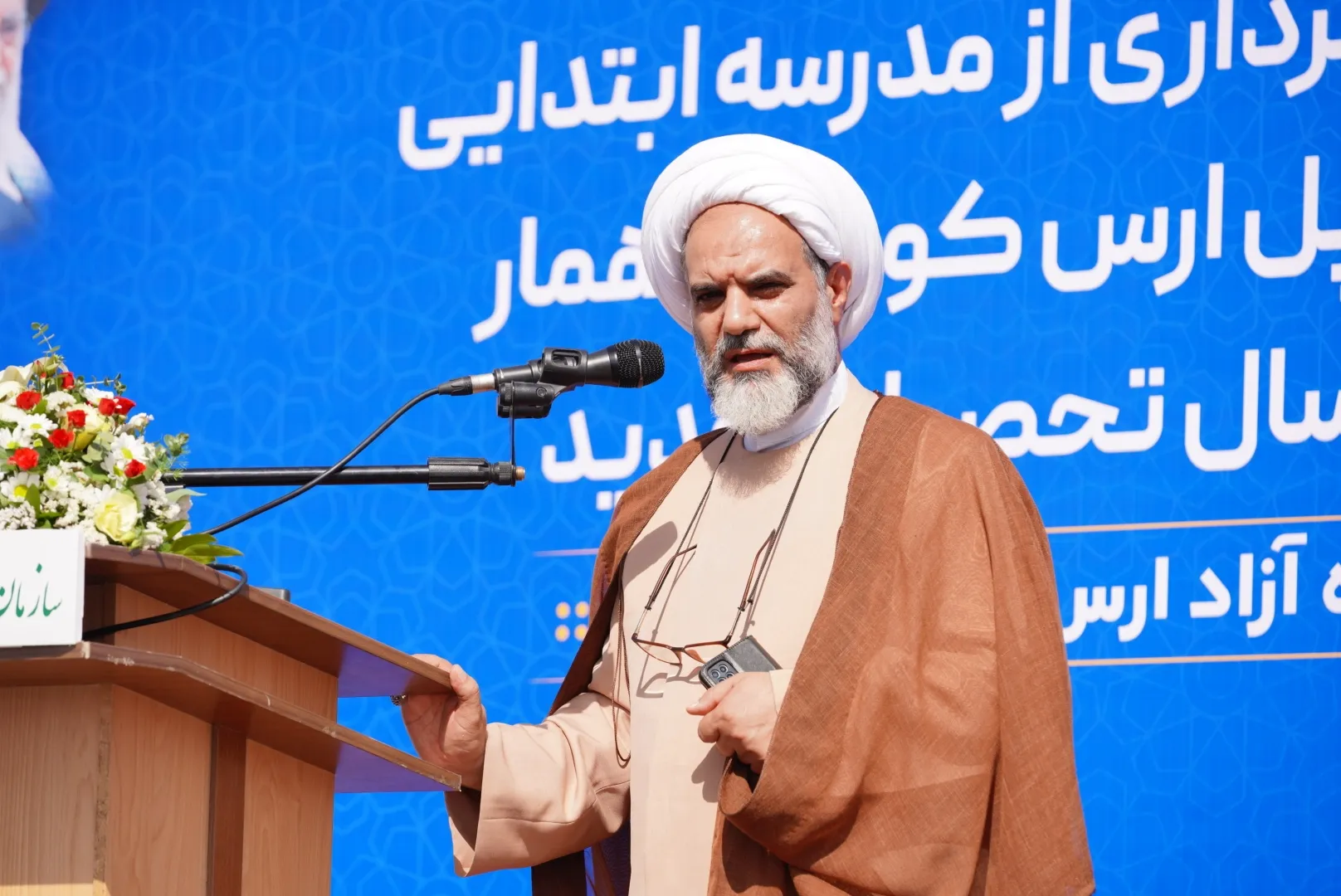 دانش آموزان امروز، وارثان ایثار دیروز و سازندگان اقتدار علمی فردای ایران هستند