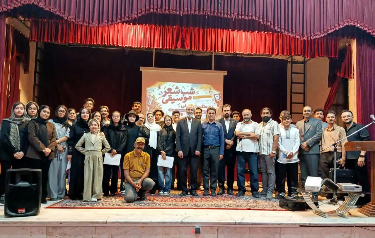 حضور عبدالرضا وکیلی خیر نیک اندیش در جمع هنرمندان در فرهنگسرای وکیلی نیشابور