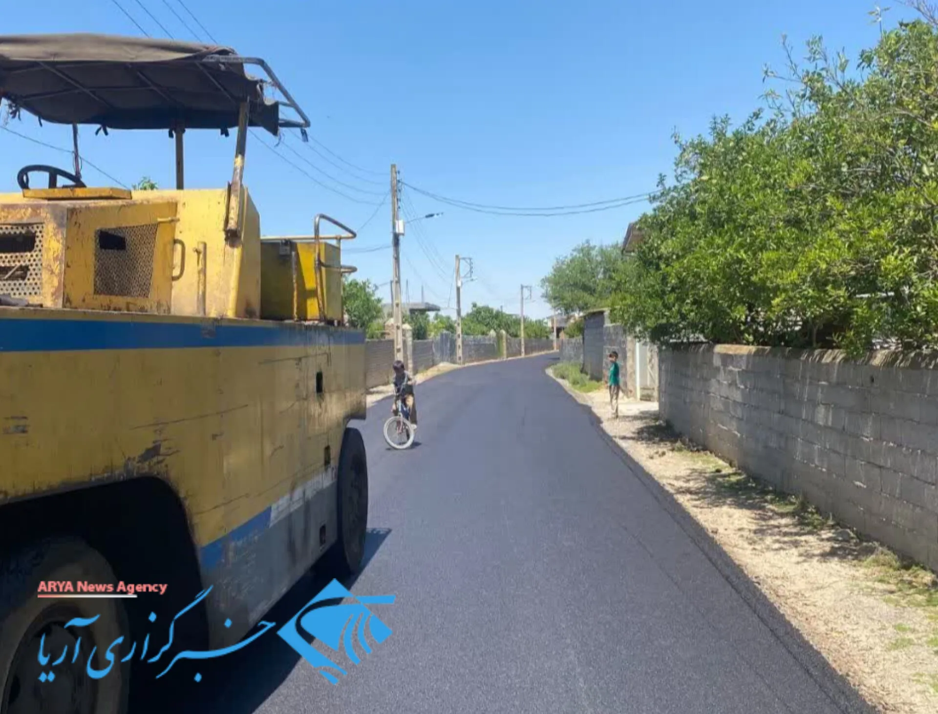 تلاش بنیاد مسکن گلستان برای توسعه زیرساخت‌های روستایی/ آسفالت معابر روستای عباس‌آباد آق‌قلا رقم خورد