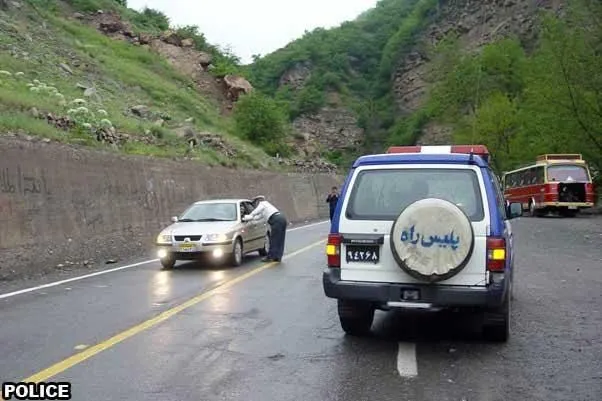 لغزندگی جاده ها بر اثر اولین باران پاییزی در کرمانشاه