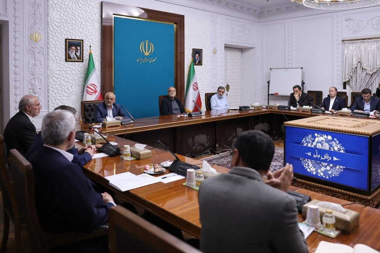 ستاد هماهنگی اقتصادی دولت بر ثبات بازار ارز و تقویت تاب‌آوری اقتصاد تأکید کرد