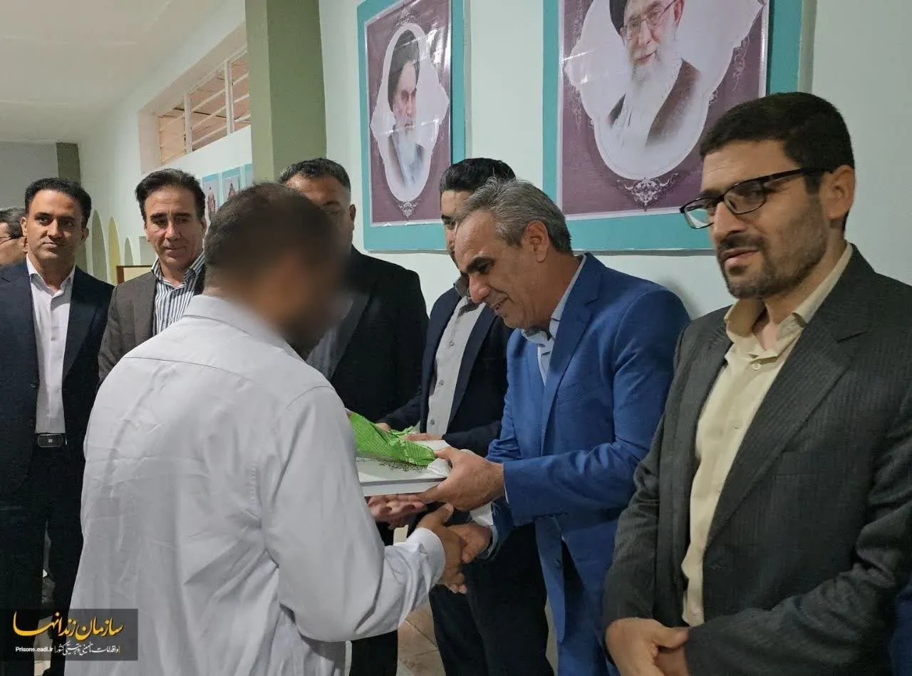 آزادی 30 زندانی در ایلام با تلاش ستاد دیه و ارفاقات قانونی/ لبخند آزادی به خانواده‌ها نشست