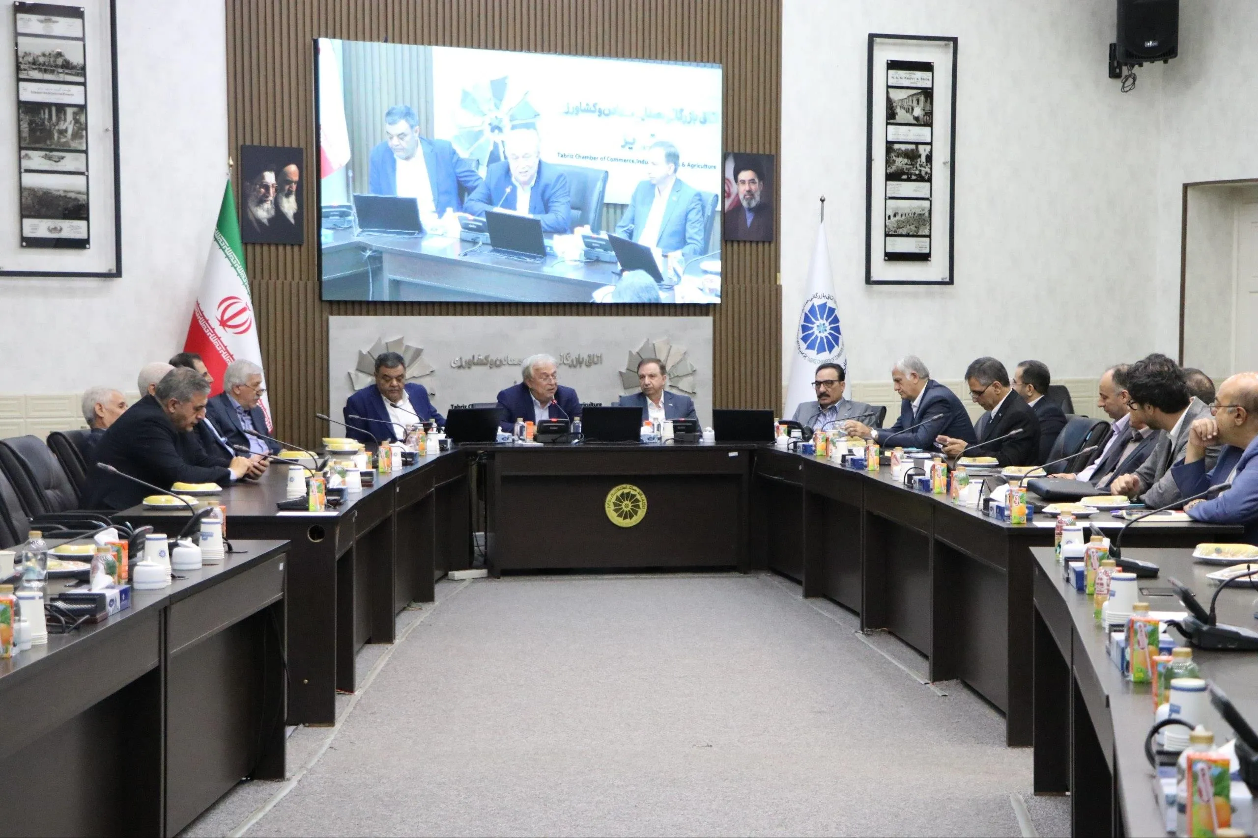 منابع بانکی استان برای توسعه خود استان هزینه شود