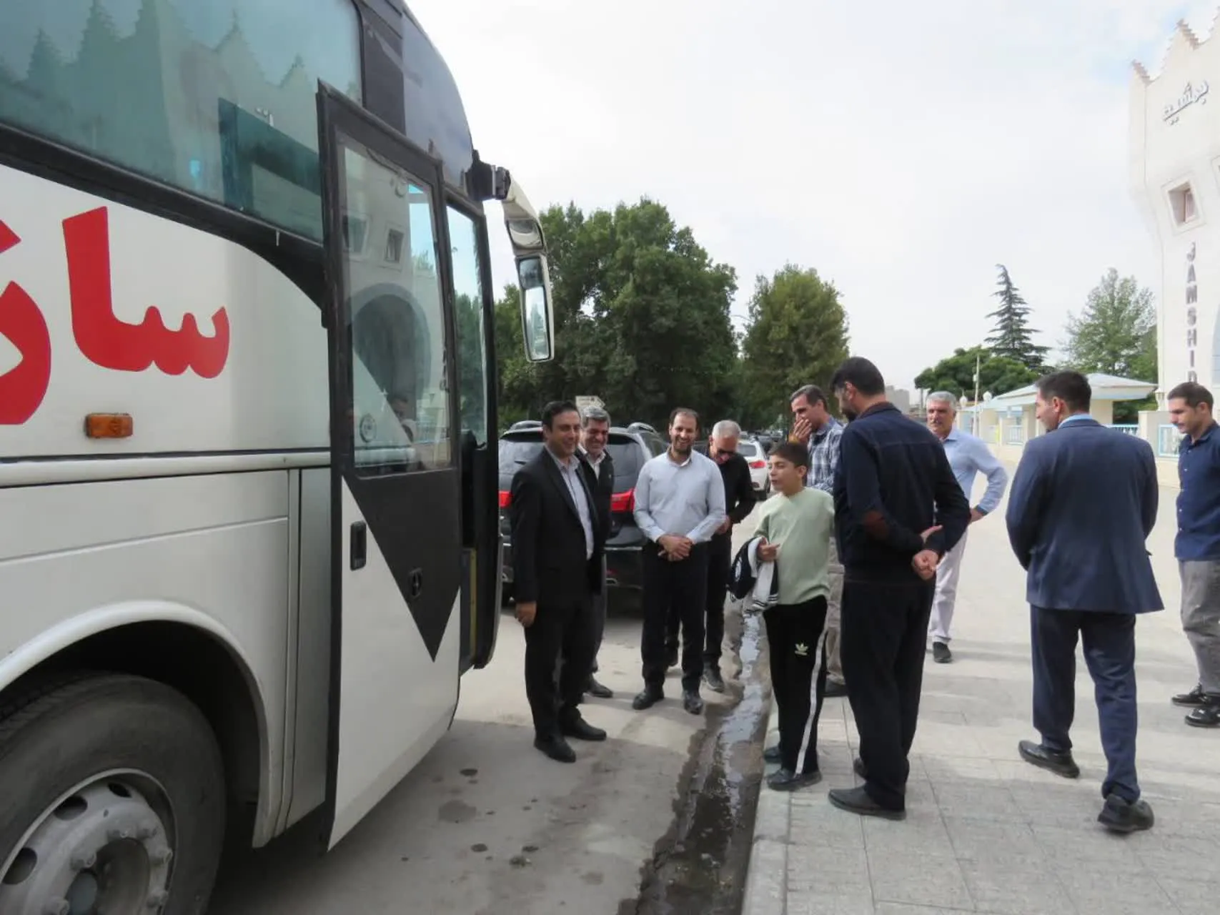 مشارکت داوطلبانه کارکنان اداره‌کل استاندارد کرمانشاه در پویش اهدای خون