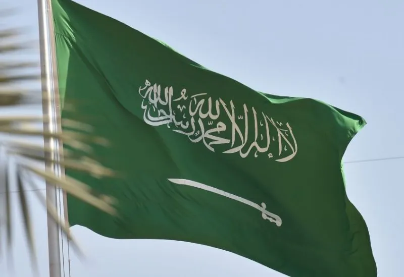 حمله به ساختمان آرامکو و سقوط ترکش موشک در ریاض