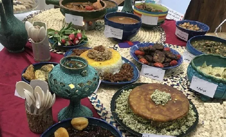جشنواره فرهنگی «کوچه‌به‌کوچه تهرون» در منطقه 2 برگزار شد