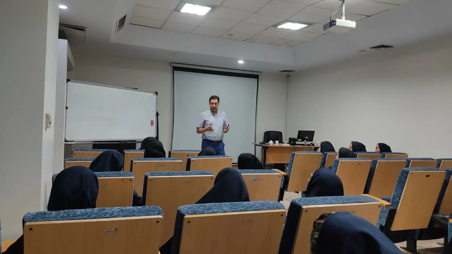 ارتقای مهارت کارشناسان معماری و تسهیل سرمایه‌گذاری در منطقه 7