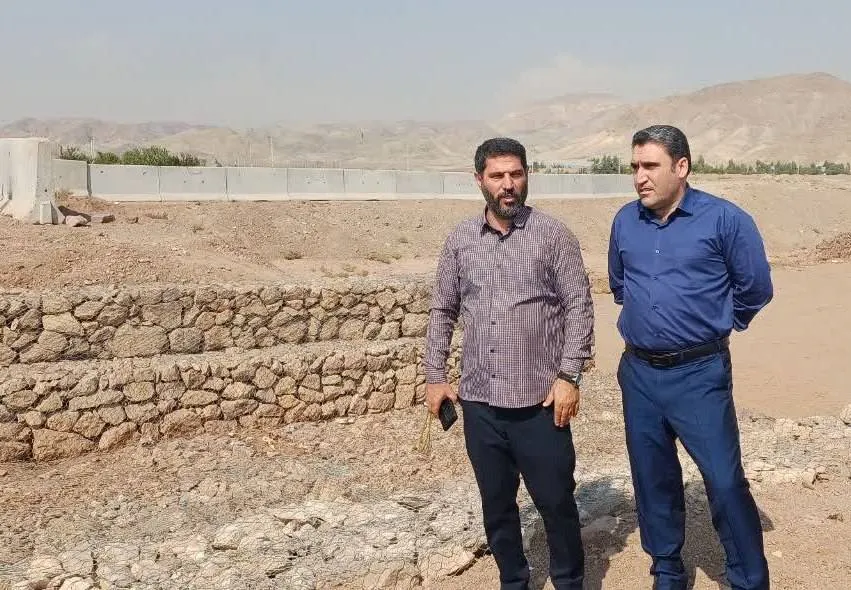 بازدید شهردار فرون آباد از نقاط سیل خیز شمال شهر/تاکید بر ضرورت توجه ویژه به نقاط حساس و مستعد آبگرفتگی