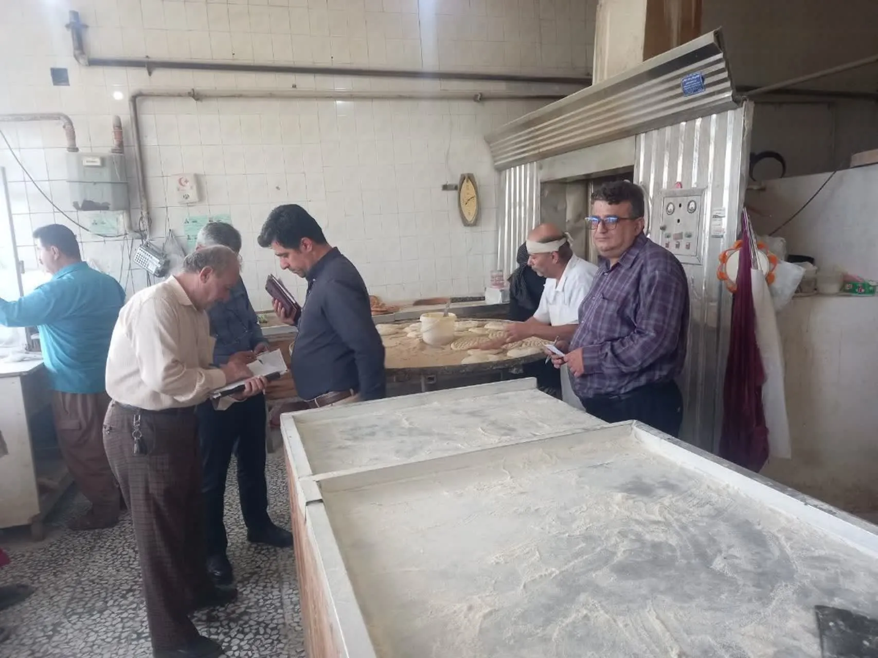 تشدید نظارت بر نانوایی‌های بخش لاله‌آباد؛ شناسایی و برخورد با 9 واحد متخلف