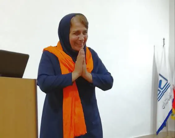 برگزاری کارگاه عملی یوگای خنده در دانشگاه مازندران