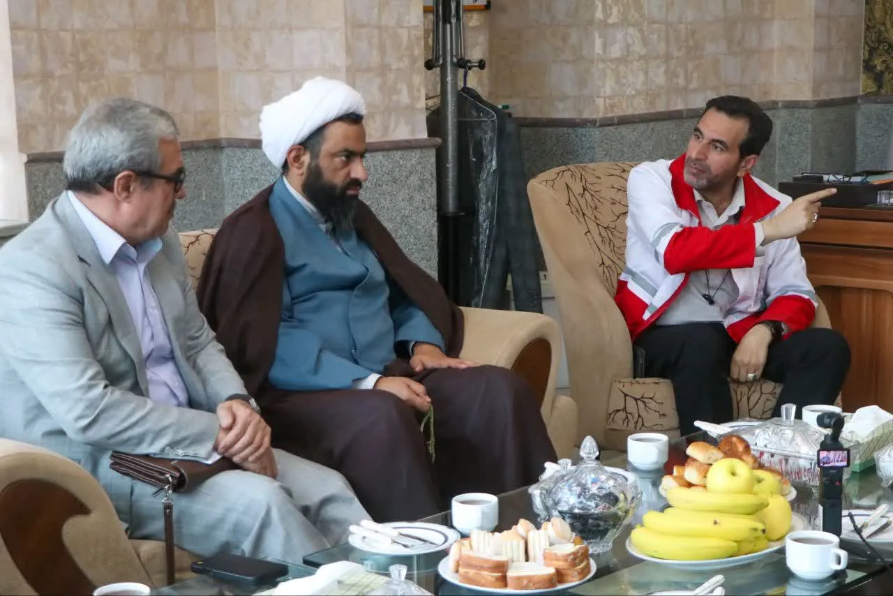مدیرعامل هلال‌احمر کرمانشاه: تأمین داروهای موردنیاز کرمانشاه را پیگیری می‌کنیم