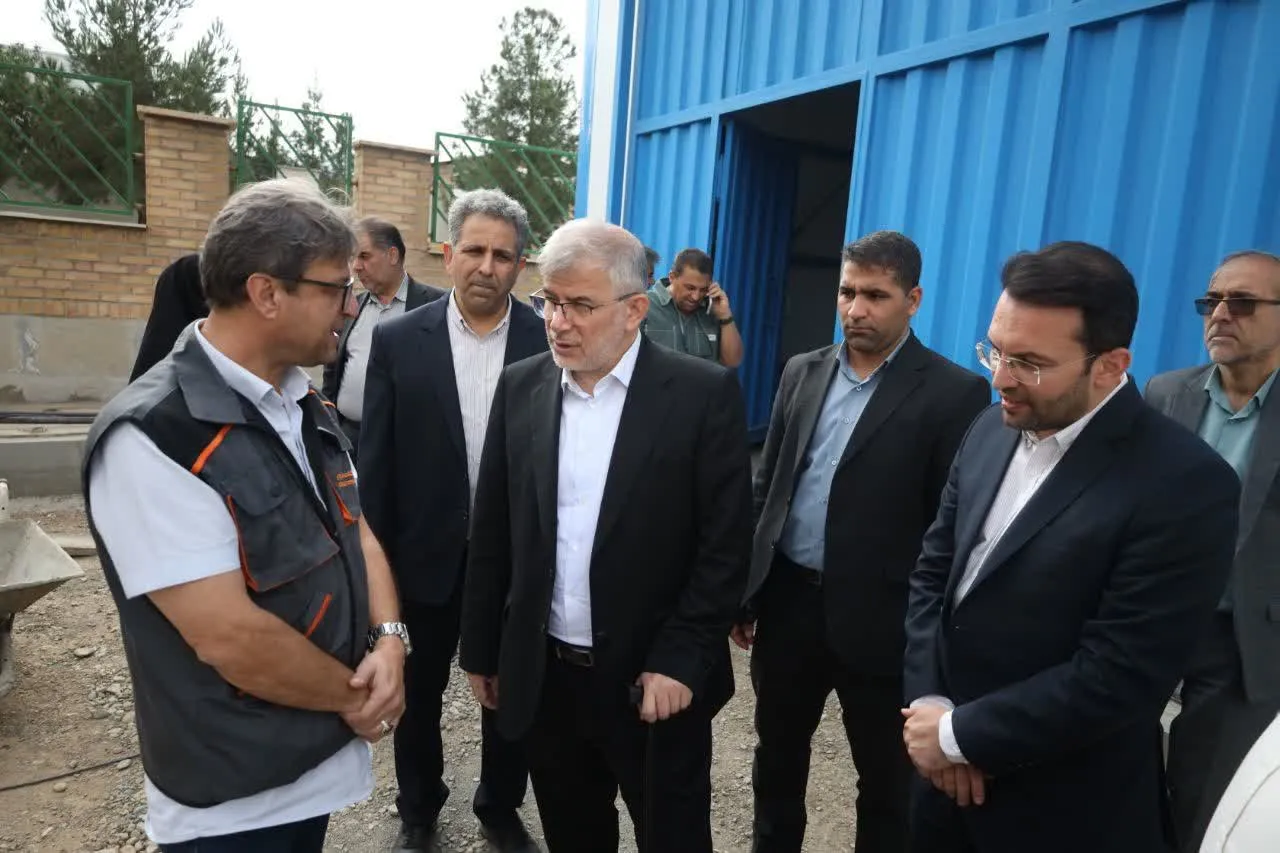 استاندار البرز روند توسعه تصفیه‌خانه شهرک صنعتی کوثر اشتهارد را بررسی کرد