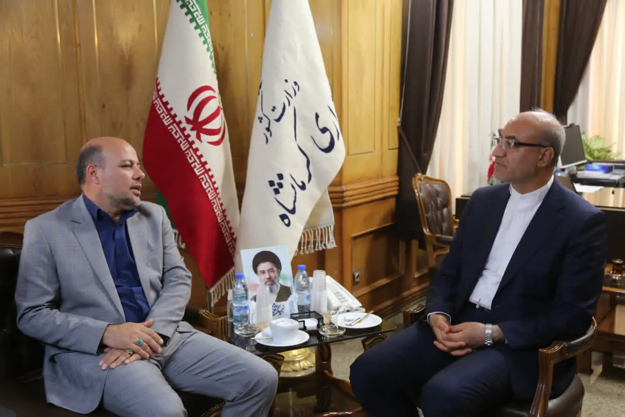 استاندار کرمانشاه :ساخت مدارس باید با توسعه فضاهای ورزشی و آزمایشگاهی همراه باشد