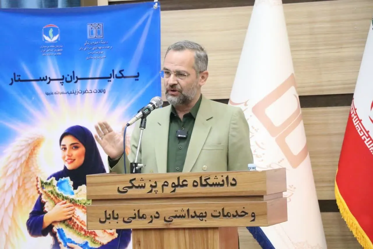 بهبود معیشت و افزایش حقوق پرستاران را با جدیت پیگیری می‌کنیم