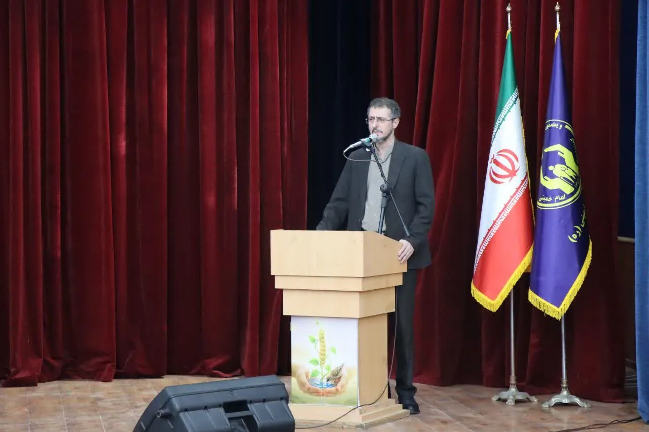 برگزاری همایش تکریم و تجلیل از 250 سالمندان تحت حمایت کمیته امداد مازندران در فریدونکنار