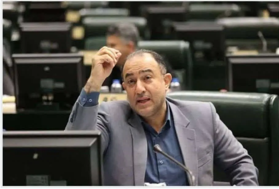 دولت باید افزایش حقوق کارمندان را با لایحه دنبال کند و شورای عالی کار را برای ترمیم دستمزد کارگران فرا بخواند