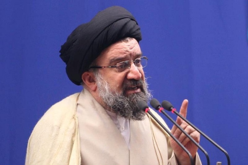 خاتمی: دشمن اصل نظام را هدف گرفته است