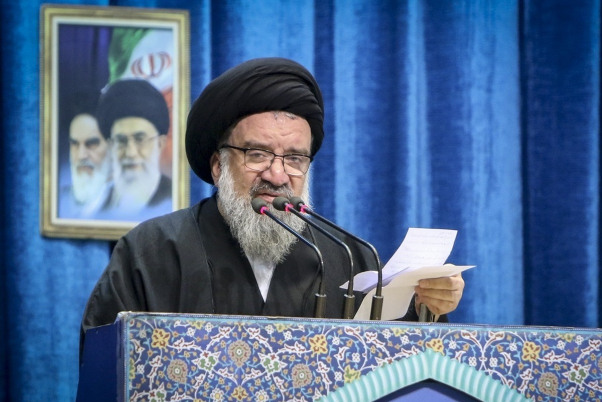 خطیب جمعه تهران: در نفی مذاکره با آمریکای متجاوز، سران کشور متحدند