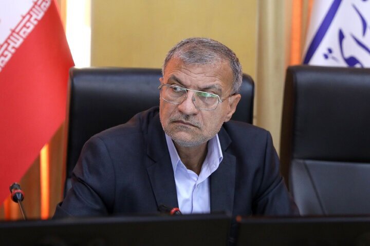 نیاز کشور به توسعه نیروگاه های تجدیدپذیر بیش از پیش است/ فراهمشدن بستر توسعه تجدیدپذیرها در برنامه هفتم/دولت به توانمندیهای بخش خصوصی تکیه کند