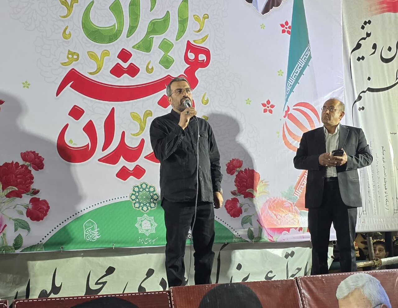 مردم فقط از رهبری پیروی میکنند / وعده الهی، پیروزی نهایی است