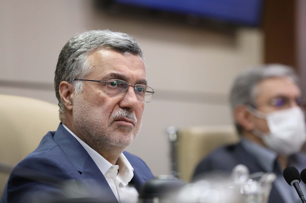 2 راهحل وزارت بهداشت برای حل مشکل گرانی دارو از زبان وزیر/ 50 درصد وقت وزارتخانه در بحث دارو صرف میشود