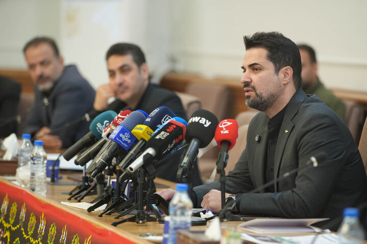 دوشنبه آسمان تهران و پنجشنبه آسمان مشهد بسته است