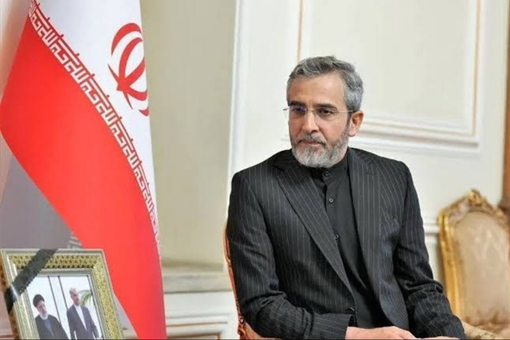 معاون شورای عالی امنیت ملی: خون رهبر شهید، مقاومت را استوارتر کرد