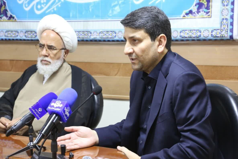 ستار هاشمی : با وجود حملات دشمن، ارتباطات مردم پایدار ماند