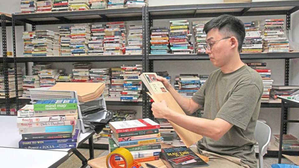 Malaysia’s book lovers hold on to power of printed word