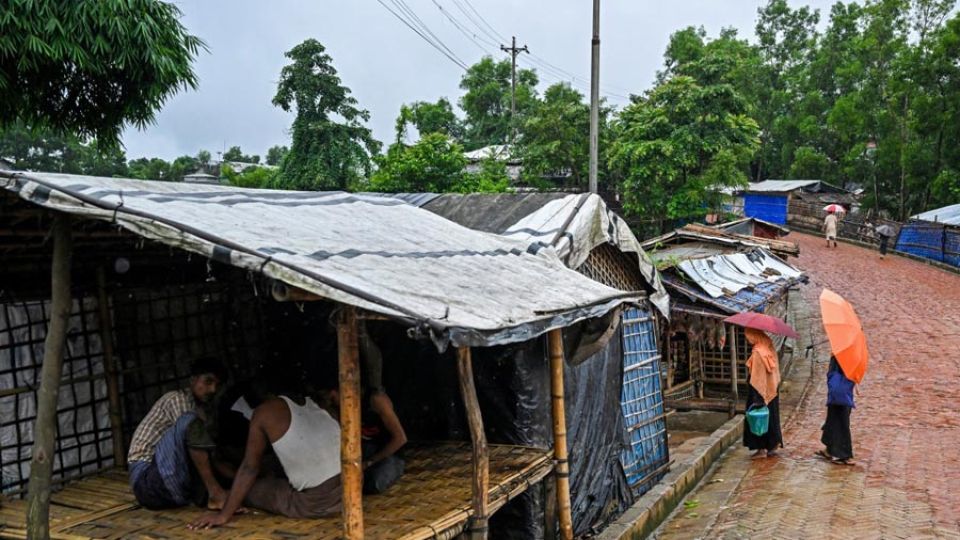 Myanmar to take back 5,000 Rohingya refugees from Malaysia