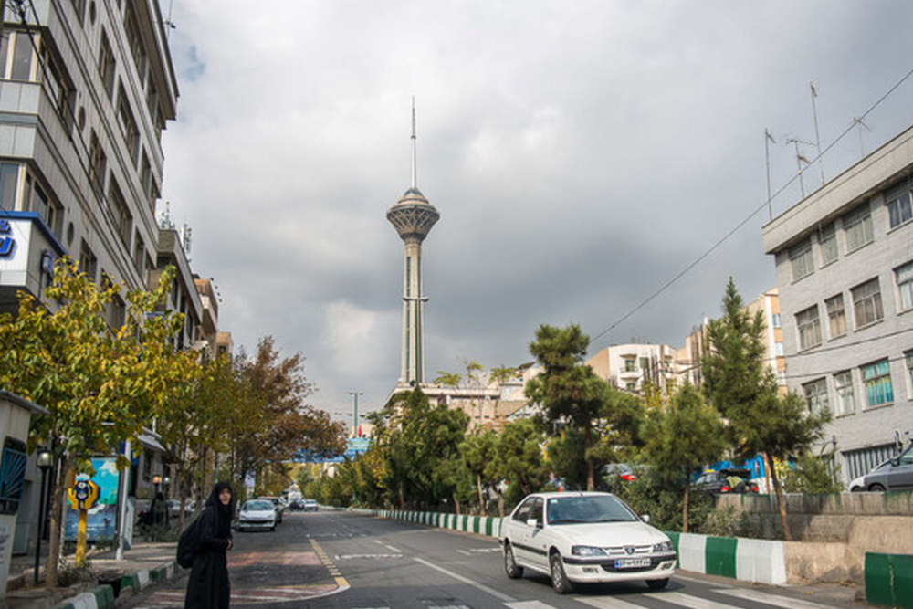 پیش‌بینی هوای تهران؛ وزش باد شدید و احتمال گردوخاک