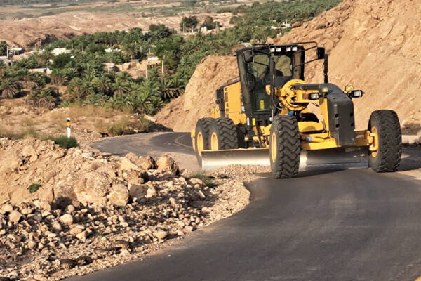 ارتقاي ايمني در محورهاي مواصلاتي حاجي آباد هرمزگان