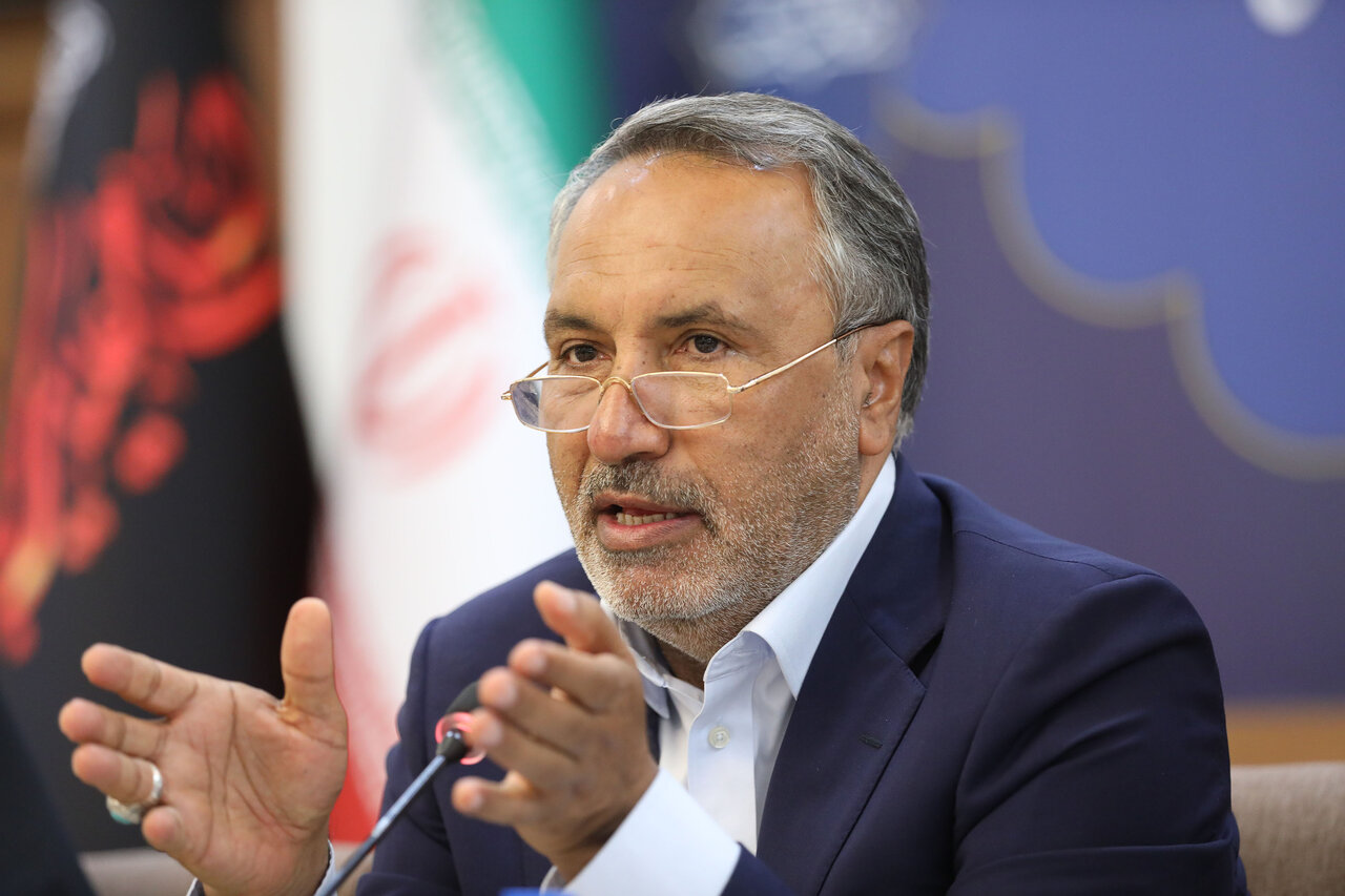 انتقاد از هدررفت برق به دلیل فرسودگی شبکه و فعالیت ماینرهای غیرمجاز/لزوم برخورد قاطع قوه قضائیه با فعالیت ماینرهای غیرمجاز