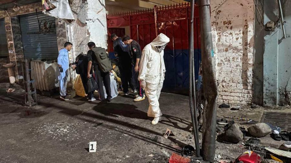 Death toll from suicide bombing near Pakistan police station rises to 17