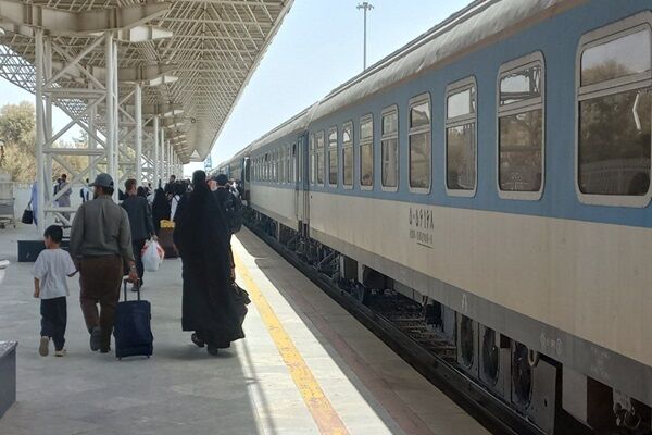 ظرفيت ريلي براي بازگشت زائران اربعين افزايش يافت